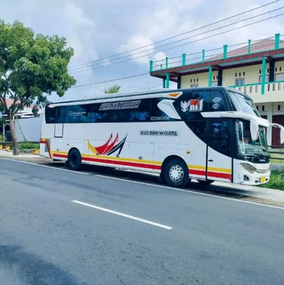 harga sewa bus pariwisata murah